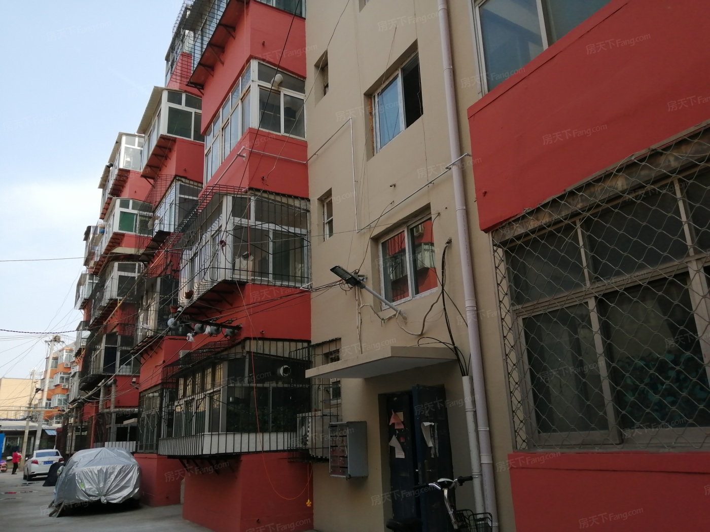 在哪,在哪里,在哪儿):济南市平阴县澳海街与华阳路交汇处东北孔村镇委