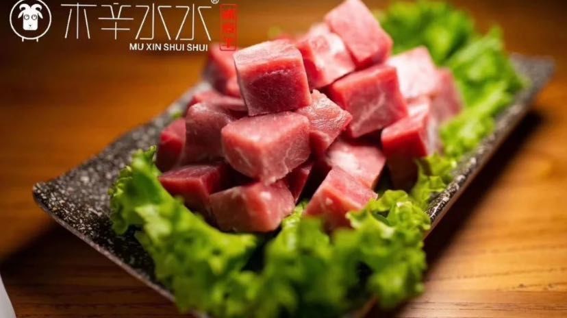 苏尼特羔羊肉图片