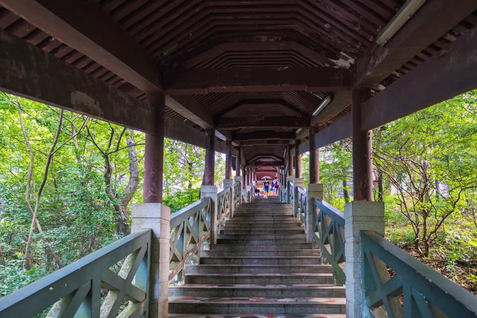 【长沙岳麓山旅游攻略】地址,电话,路线,周边设施_360地图