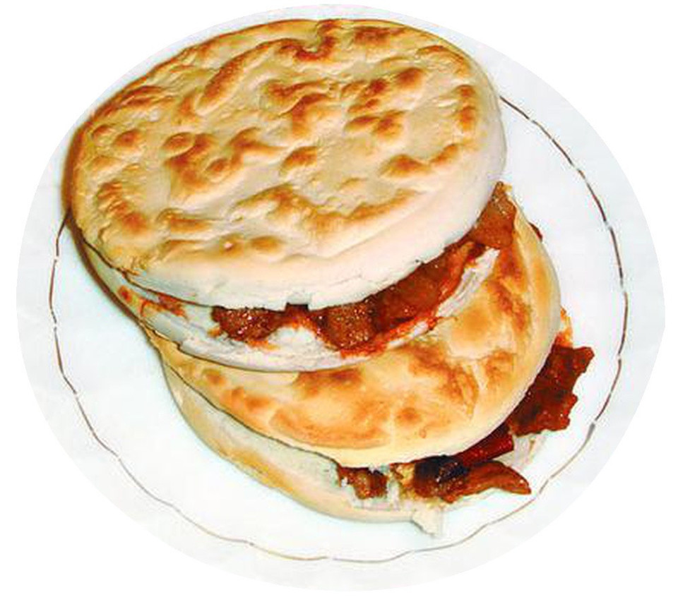 香辣臊子肉夹馍图片