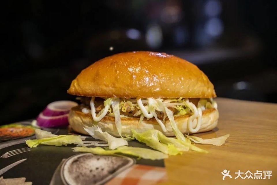 一元酱爆猪扒包图片