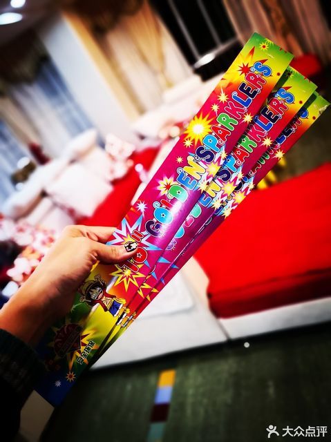 > 七匹狼官网专卖店