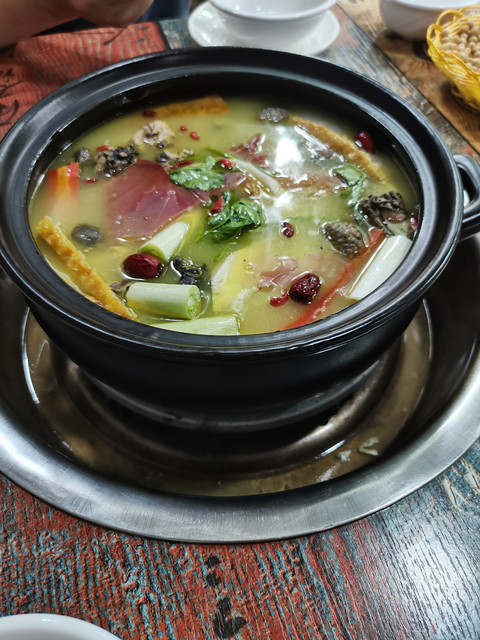 淮山药风干腊排骨火锅图片