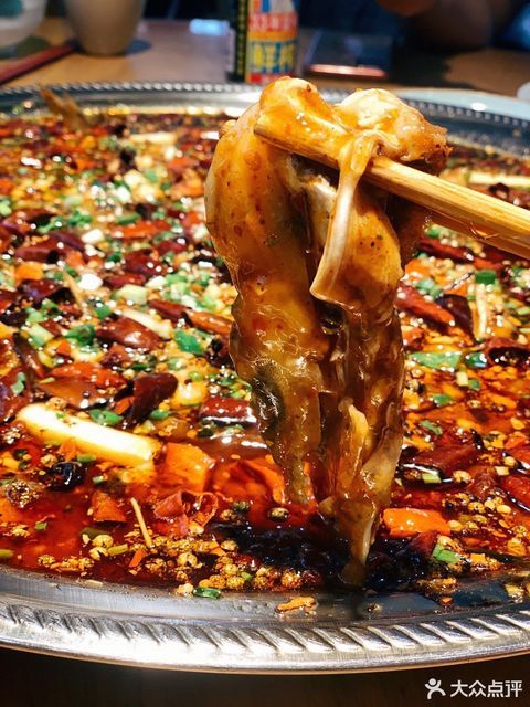莱忆八零来凤鱼璧山兔微电园店