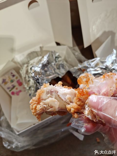 佩奇乔治家韩国炸鸡阜湖路店