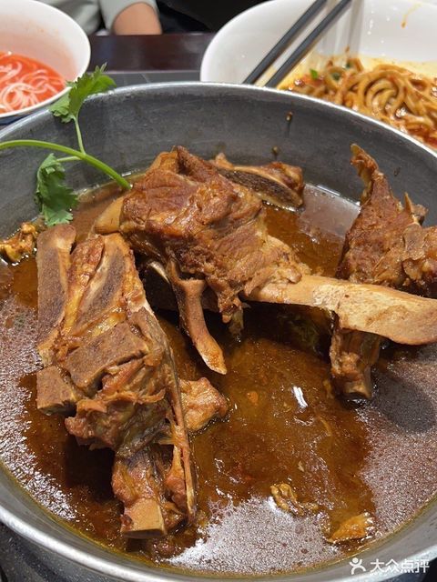 银川康平路眉山川菜