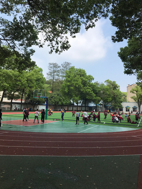 武昌区水果湖街道珞珈社区居委会武汉大学第二附属小学(东湖分校)电话