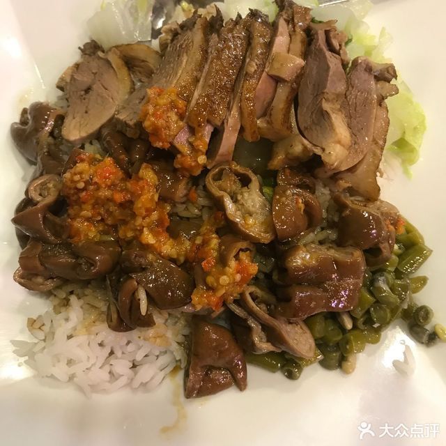 雙拼滷鴨滷大腸飯圖片