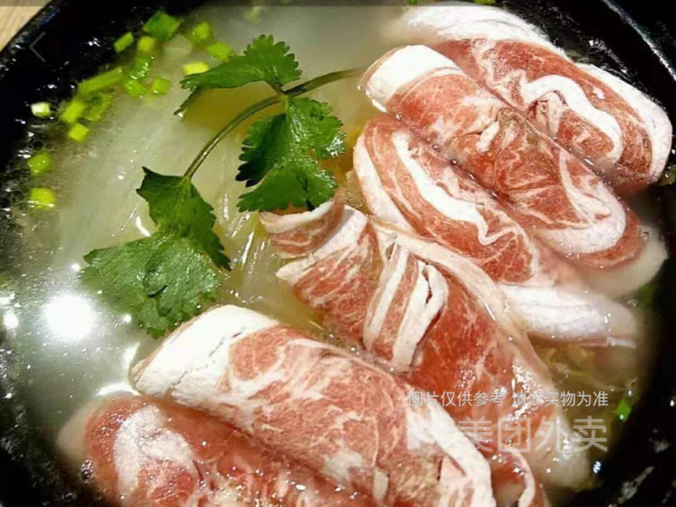 羊肉菠菜砂锅图片图片
