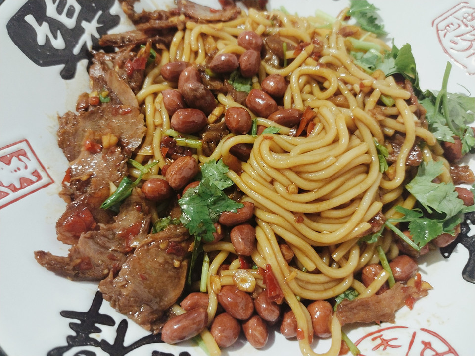 绝杀牛肉拌粉图片