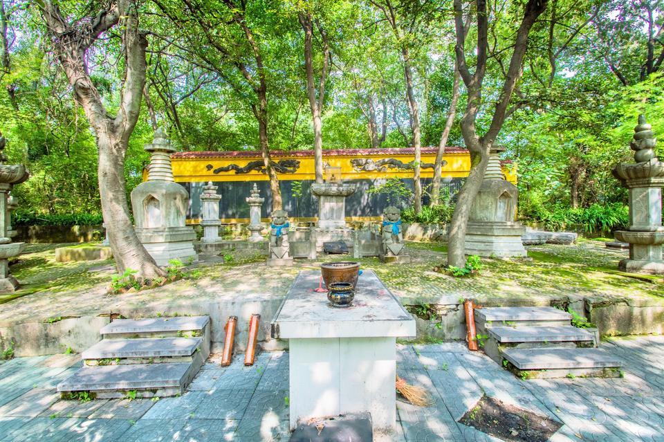 天隆寺塔林地址(位置,怎么去,怎么走,在哪,在哪里,在哪儿):南京市雨花