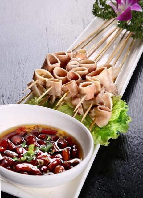 特色烤猪心管图片