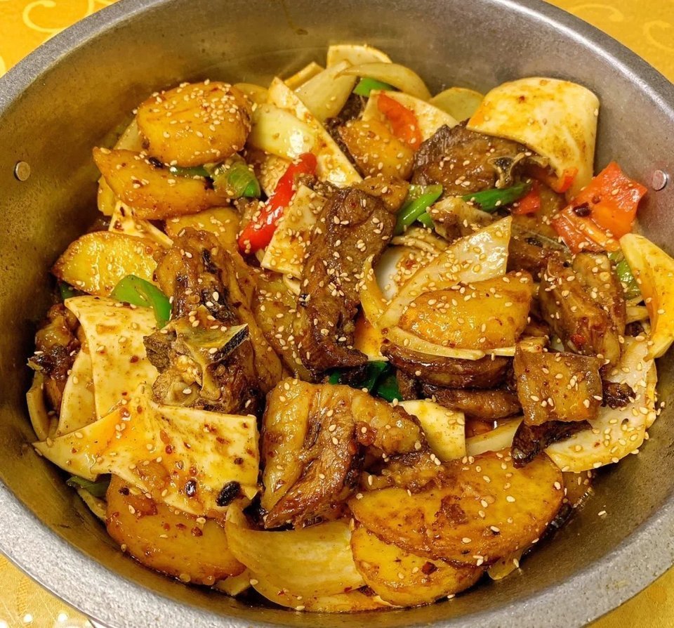 炕锅羊肉图片
