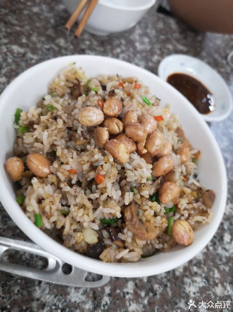 老菜脯炒饭图片