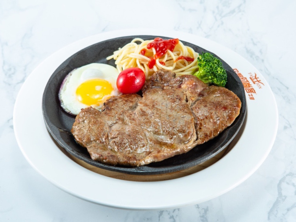 欢聚时尚客牛排图片