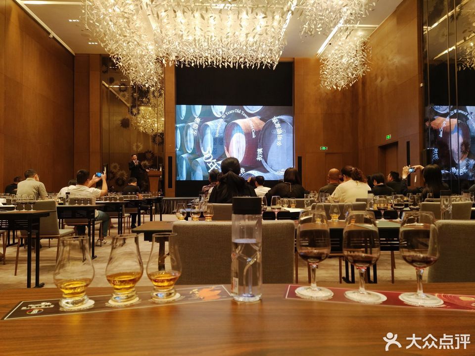 广州瑰丽酒店宴会厅图片