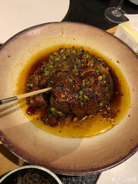 尖椒兔推荐菜:介绍:地址(在哪里):石鱼记斛位于广安市广安区乐活城漫