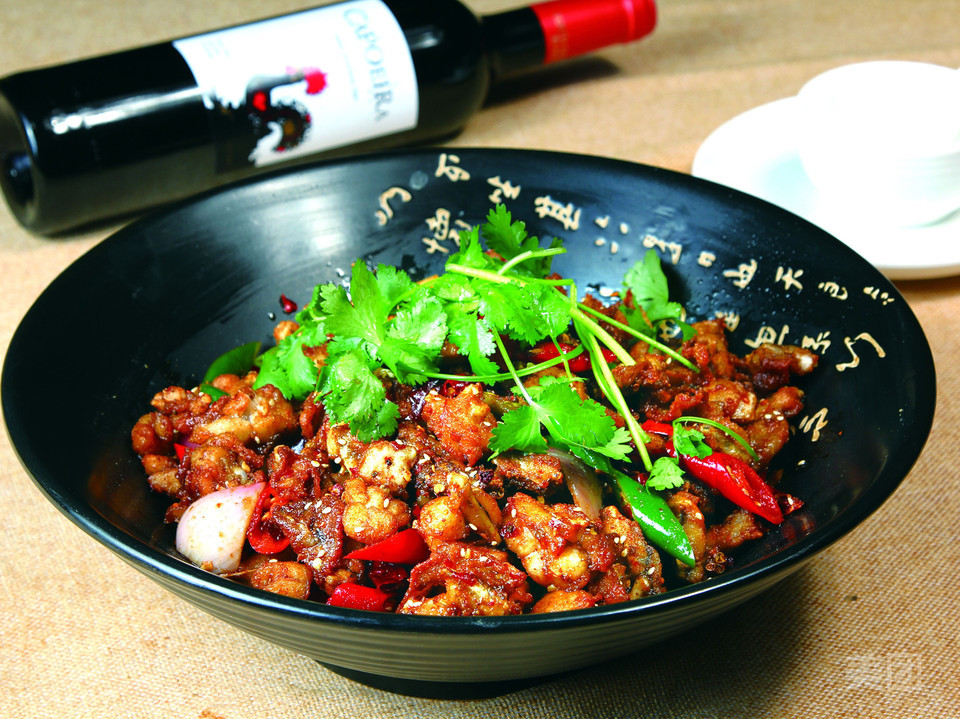 招牌香锅田鸡图片