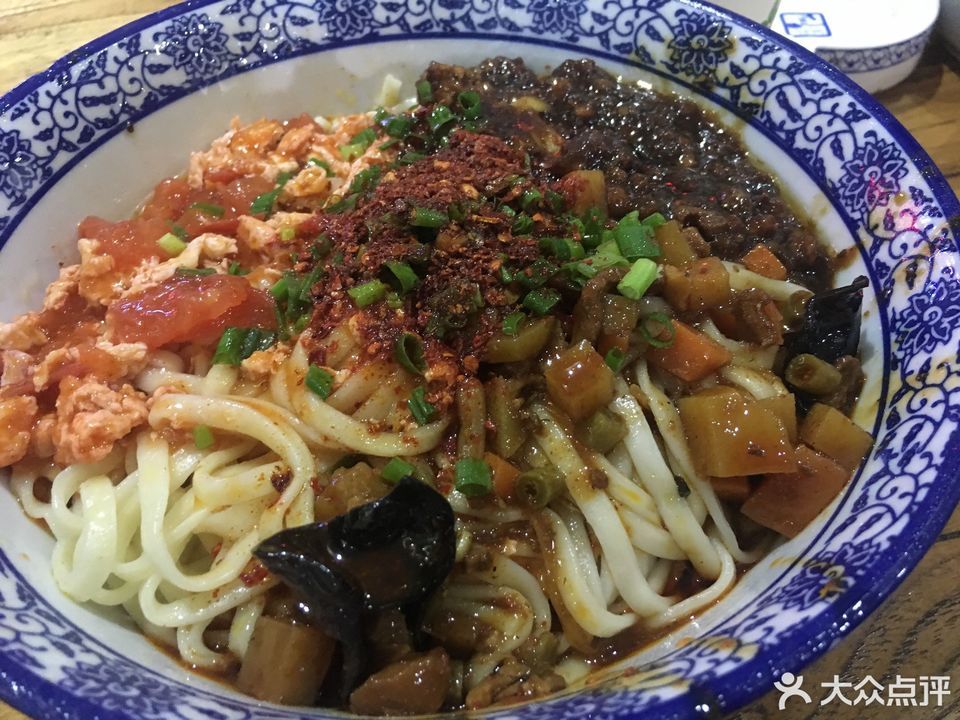 三合一拌面图片