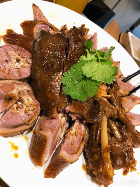 鹅道潮汕卤味厨房