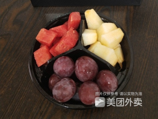 红提西瓜哈密瓜三拼图片