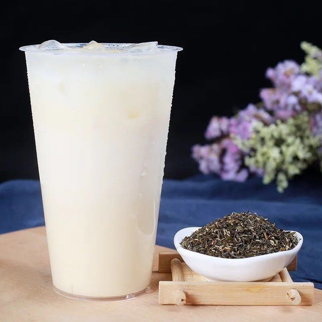茉香奶绿推荐菜:介绍:地址(在哪里):阿水大杯茶(河口步行街店)位于