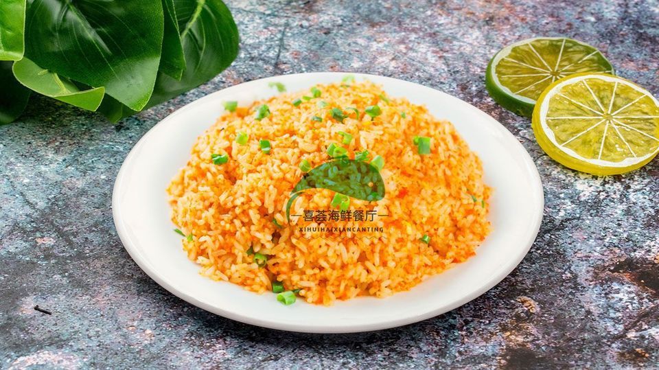 鲜海胆炒饭图片