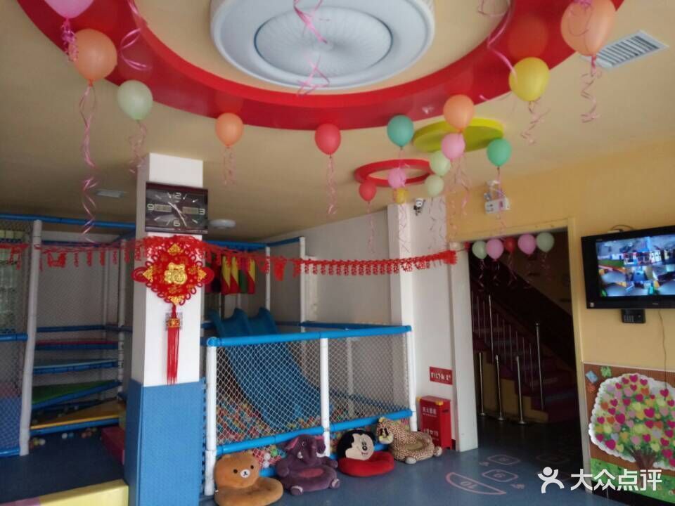 爱儿堡幼儿园图片