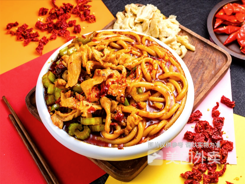 酱香鸡肉炒米粉图片