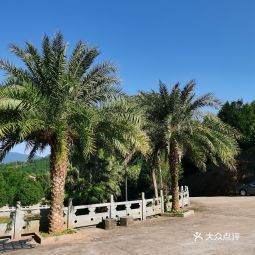 评论(怎么样,怎样,好不好,口碑):用户**:高春山庄位于尤溪县梅仙,距离