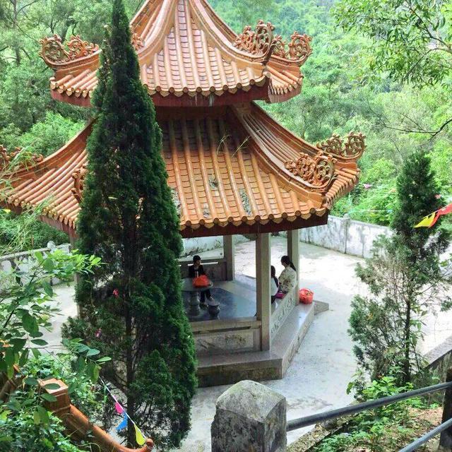 甘露寺-摩崖石刻图片