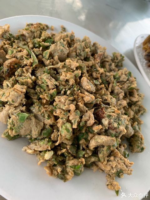 荷叶尖炒鸡蛋图片