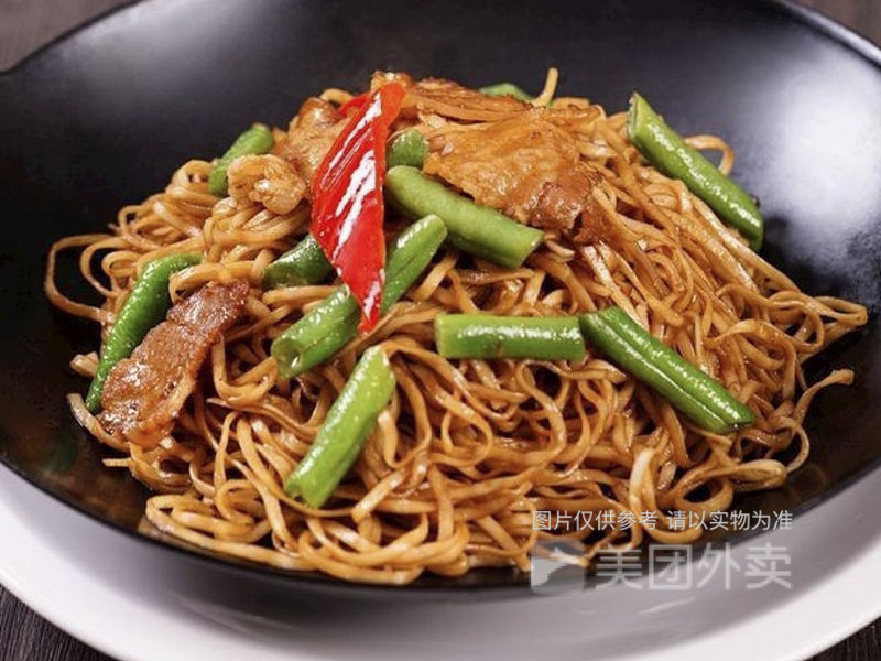 猪肉豆角焖面图片