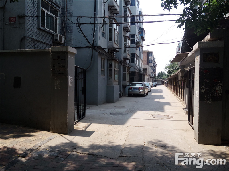 怎么去,怎么走,在哪,在哪里,在哪儿:石家庄市长安区中山路与范民街