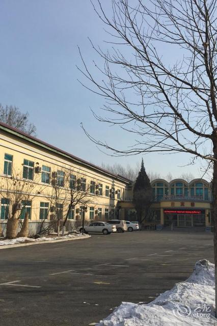 鞍山汤岗子温泉疗养院图片