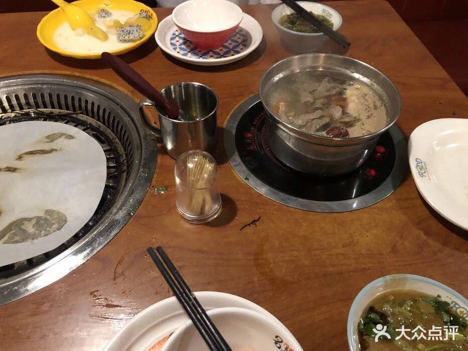 介绍:地址(在哪里):名羊天下自助火锅·烧烤位于宁波市慈溪市浒山街道