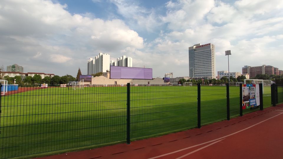 松江体育中心图片