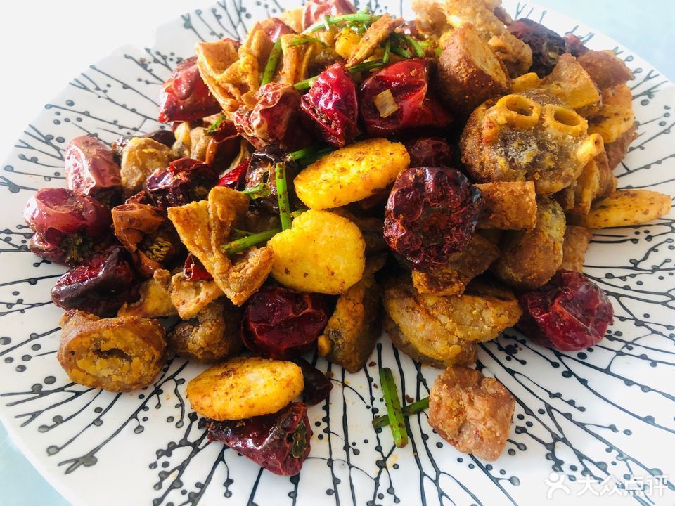 香辣销魂猪三宝图片