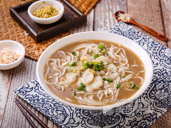 鲜鱼糊汤粉图片