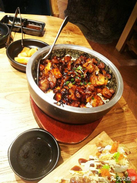 九田家果木烤肉衡百国际店