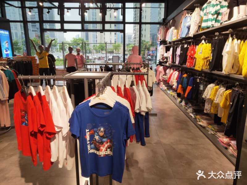 【阿迪達斯服裝專賣店】地址,電話,路線,周邊設施_360地圖