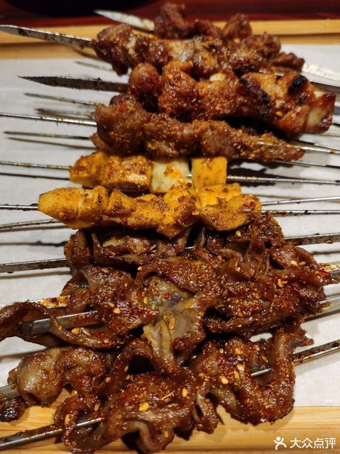 【状元阁烧烤(富锦店)】地址,电话,路线,周边设施_360地图