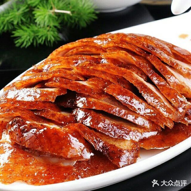 北京片皮烤鸭