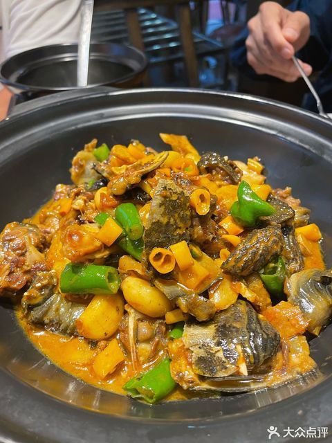 青椒焖沙鳖图片