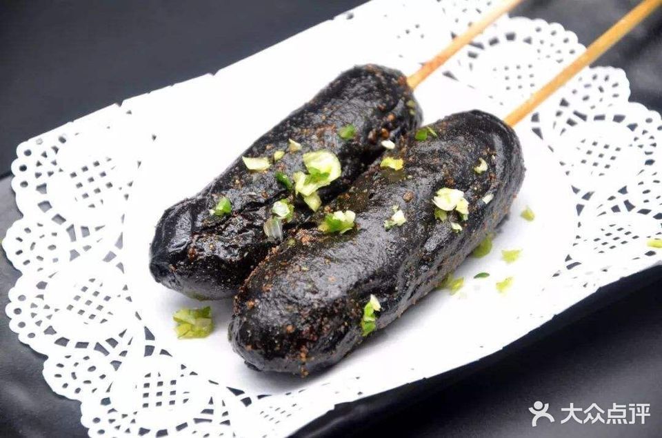 炭烤墨鱼肠图片