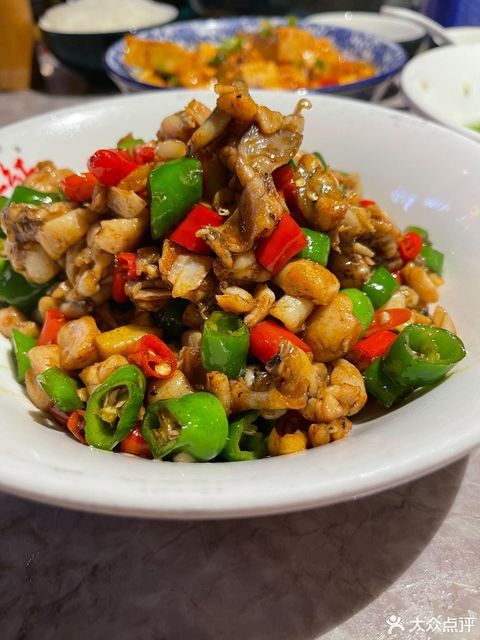 至樽剁椒鱼头推荐菜:介绍:地址(在哪里):湘江红位于厦门市思明区文屏