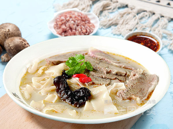 河南滋补烩面图片