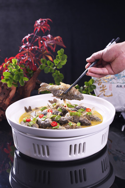 推荐菜:介绍:地址(在哪里):锦园茶艺品鉴园林主题餐厅位于株洲市天元