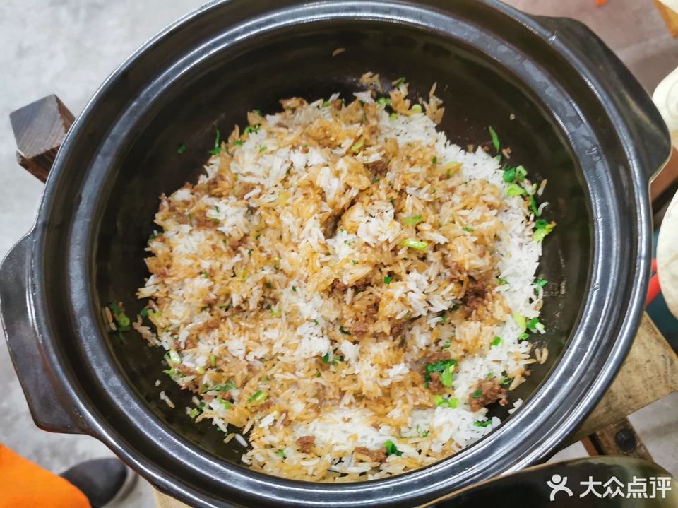 羊肉松煲仔饭图片