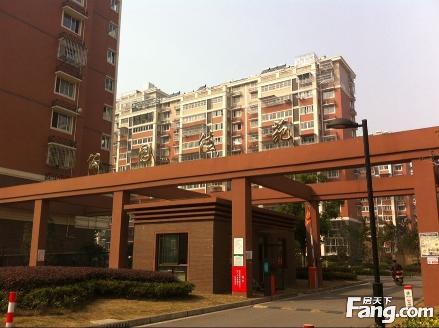 :公园佳苑2期位于南通市崇川区唐闸公园三村南,长泰路西